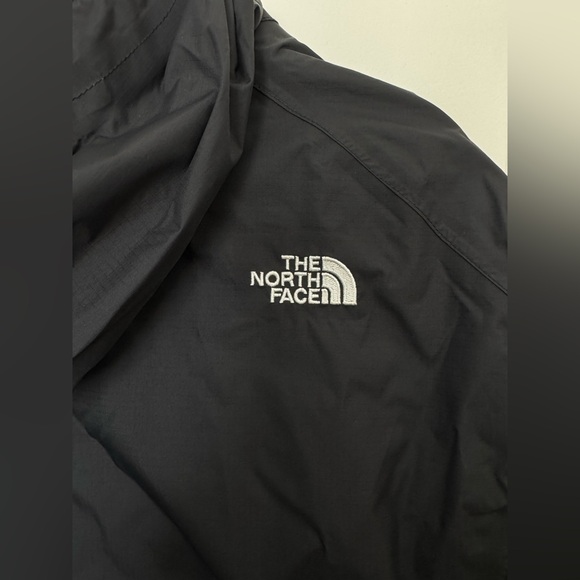 The North Face Women’s DryVent Hooded Rain Jacket Black Size Medium - Picture 8 of 13